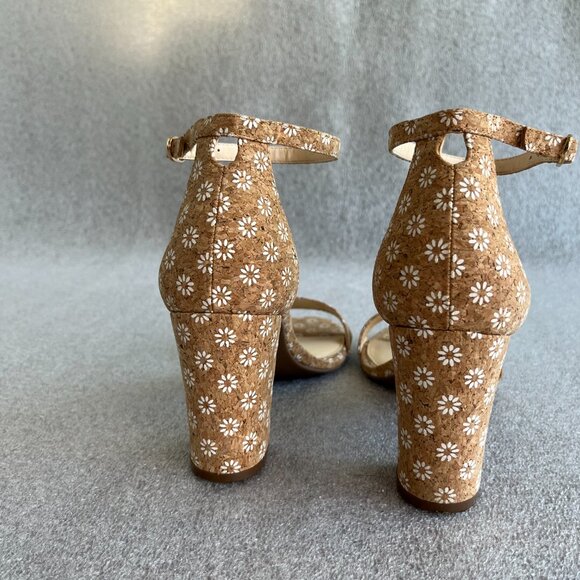 Jessica Simpson Daisy Ankle Strap Sandals Size: 9.5M Floral, Neutral High Heels - Picture 3 of 6
